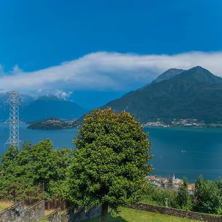 Eagle House, Vista Pazzesca *