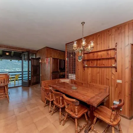 Holiday home Eagle House, Vista Pazzesca Pianello Del Lario