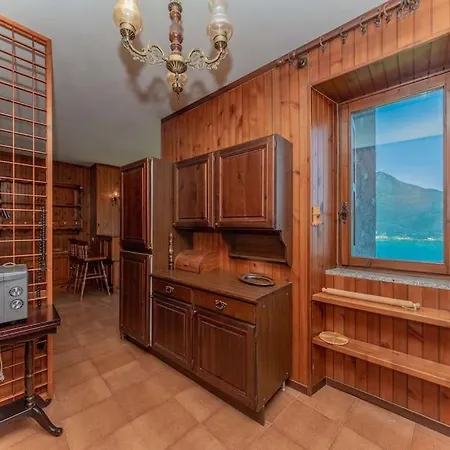 Holiday home Eagle House, Vista Lago Pazzesca
